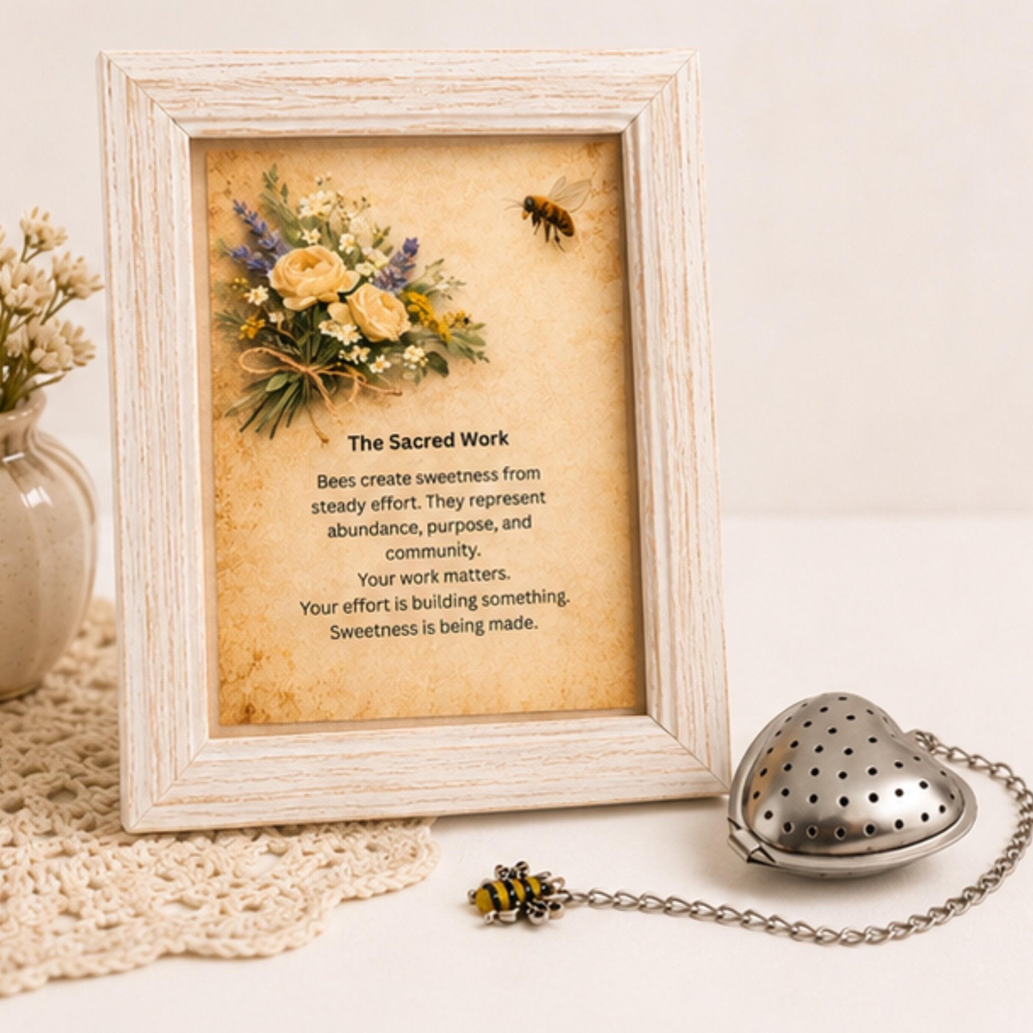 Bee Tea Strainer, Honeybee Loose Leaf Herbal Tea Infuse Gift - Winterberry Hearth