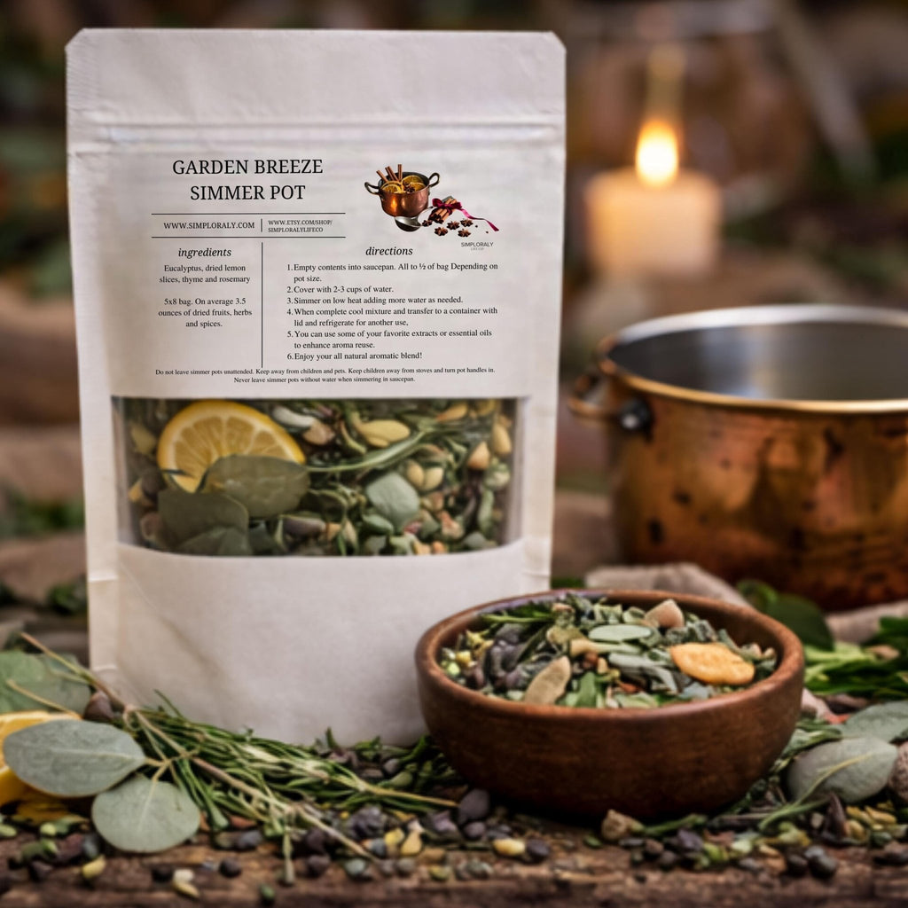Garden Breeze Simmer Pot, Eucalyptus Lemon Herbal Stovetop Potpourri, Botanical Home Fragrance - Winterberry Hearth