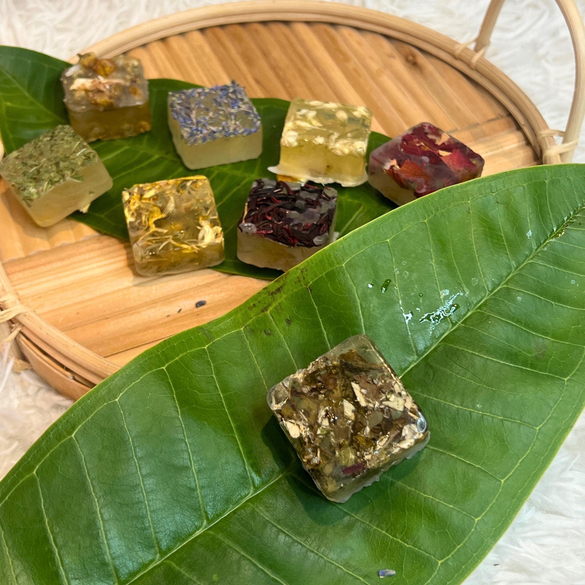 Lavender Herbal Tea Bombs, Floral Tea Sugar Candy Cubes Beverage Sweetener - Winterberry Hearth
