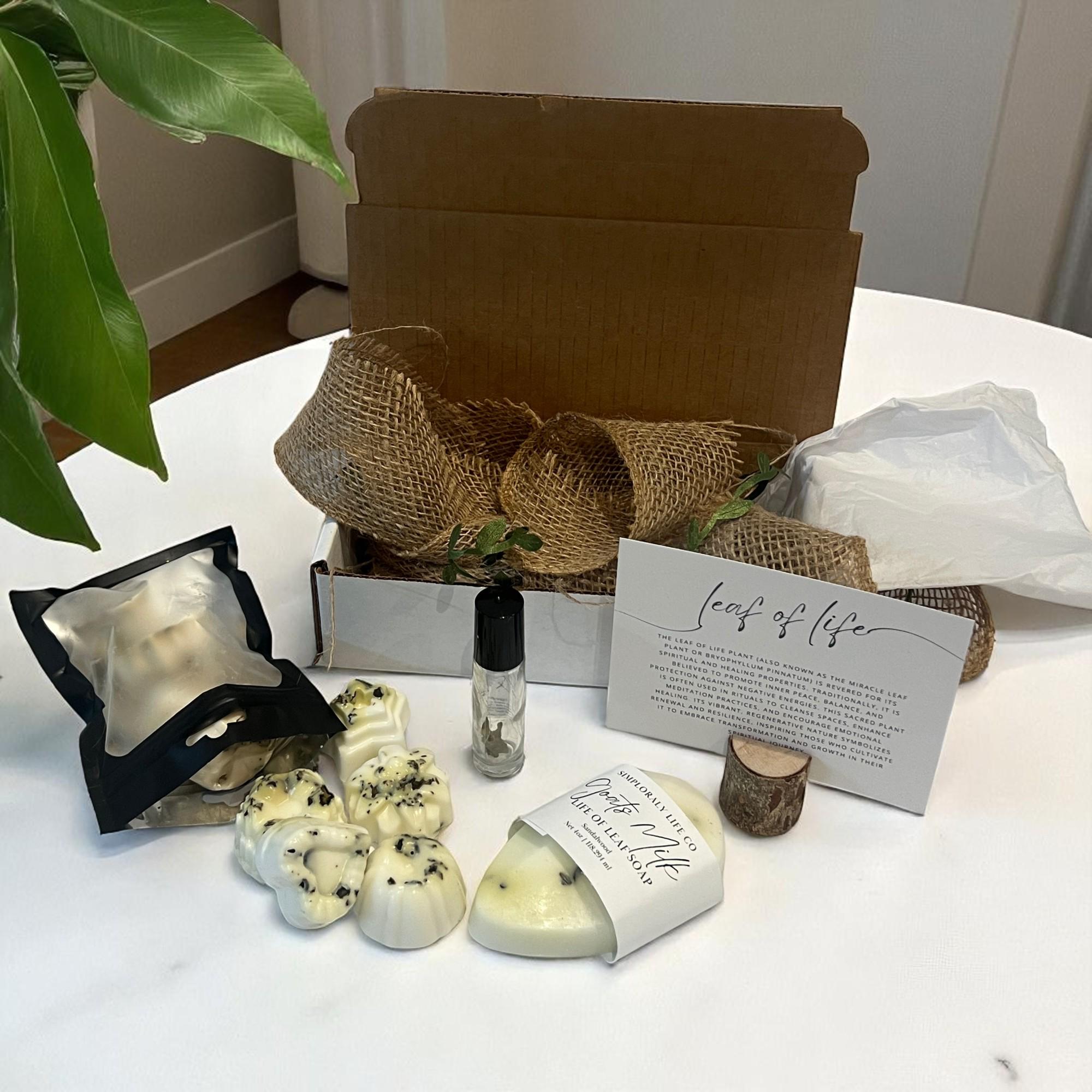 Leaf of Life Crystal Soap Gift Set: Goat Milk Minis + Ritual Oil - Winterberry Hearth