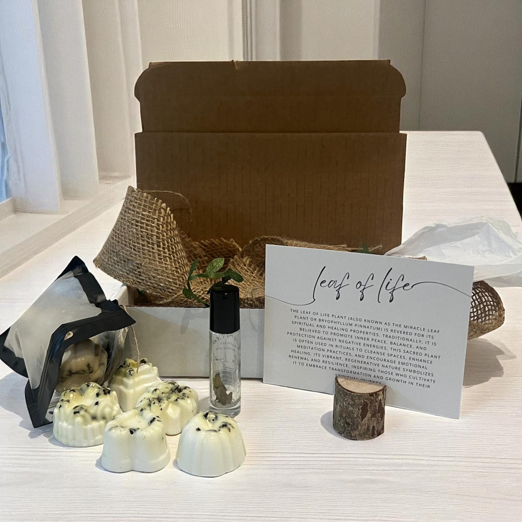 Leaf of Life Mini Soap Ritual Gift Set: Goat Milk + Aromatherapy Oil - Winterberry Hearth