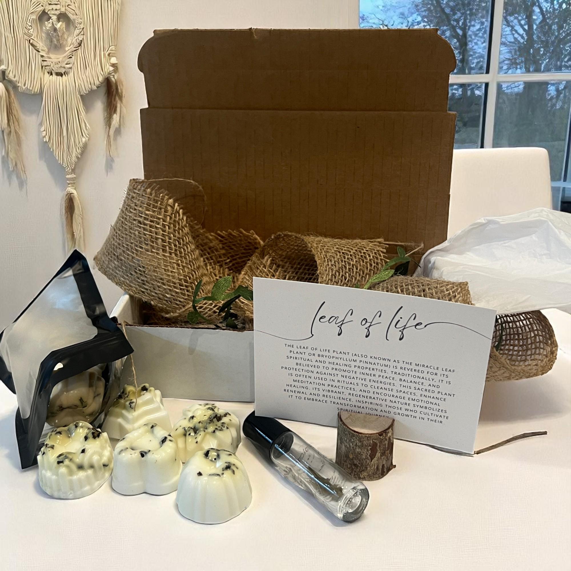 Leaf of Life Mini Soap Ritual Gift Set: Goat Milk + Aromatherapy Oil - Winterberry Hearth