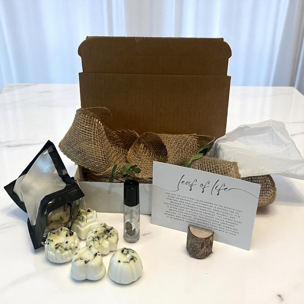 Leaf of Life Mini Soap Ritual Gift Set: Goat Milk + Aromatherapy Oil - Winterberry Hearth