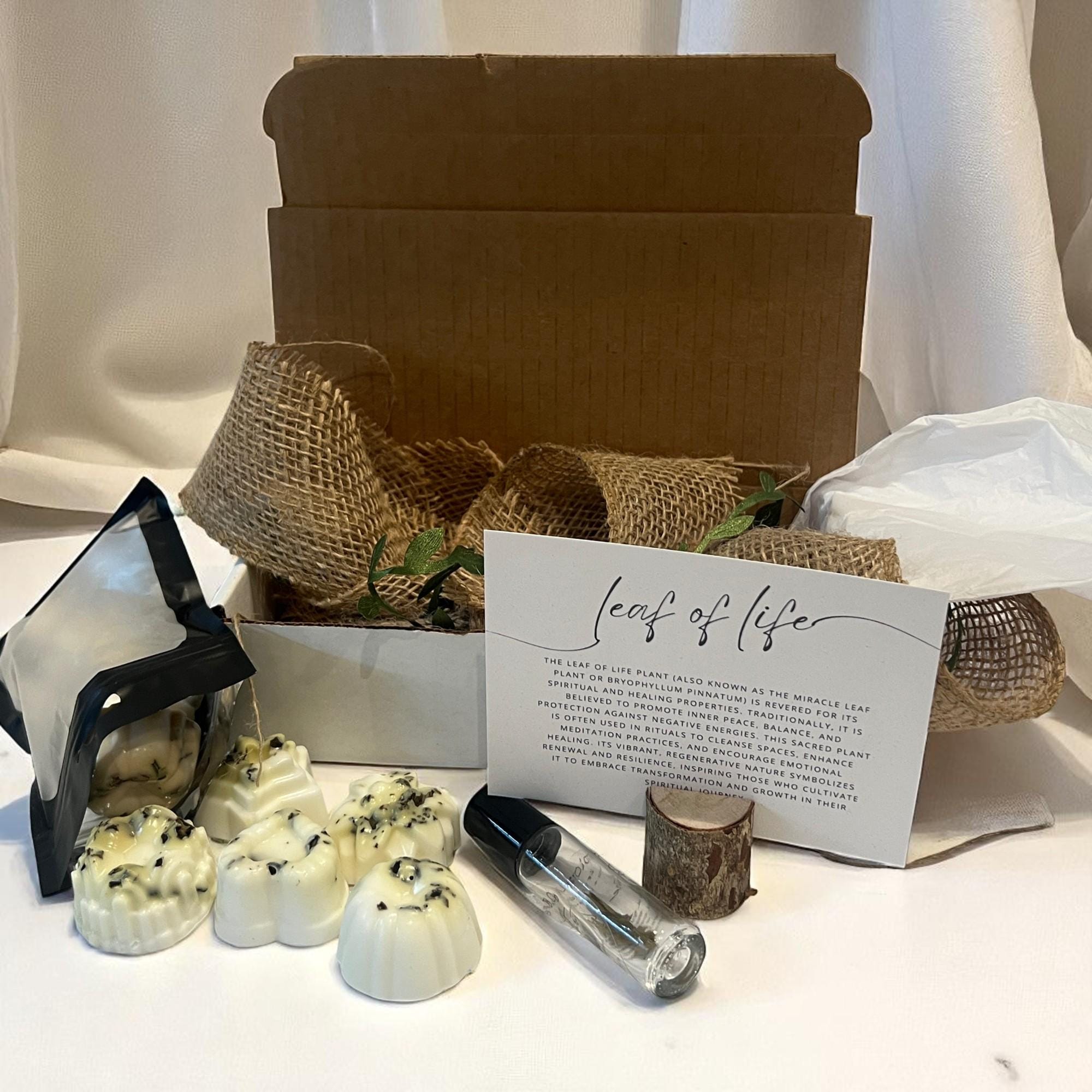 Leaf of Life Mini Soap Ritual Gift Set: Goat Milk + Aromatherapy Oil - Winterberry Hearth