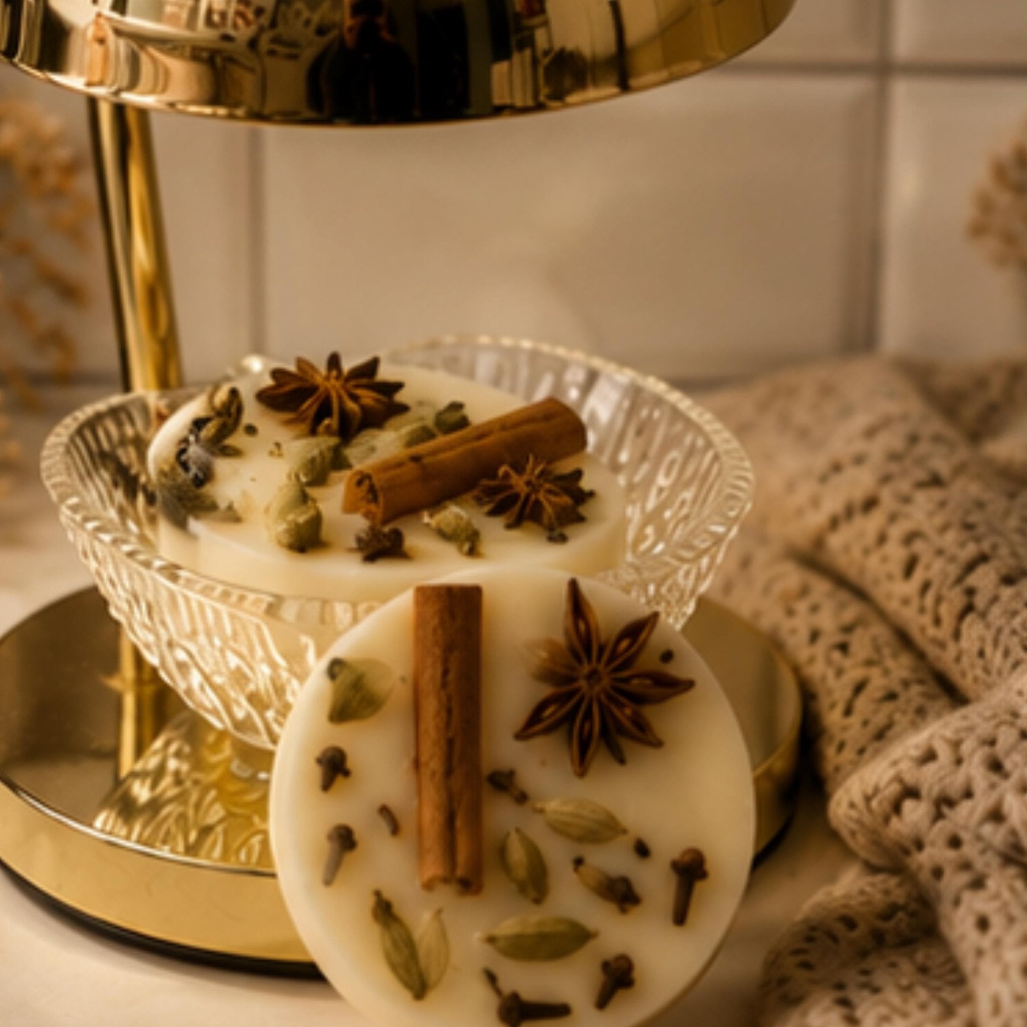 Vanilla Chai Wickless Candle Melt, Soy Wax Tart, Spiced Comfort Aroma - Winterberry Hearth